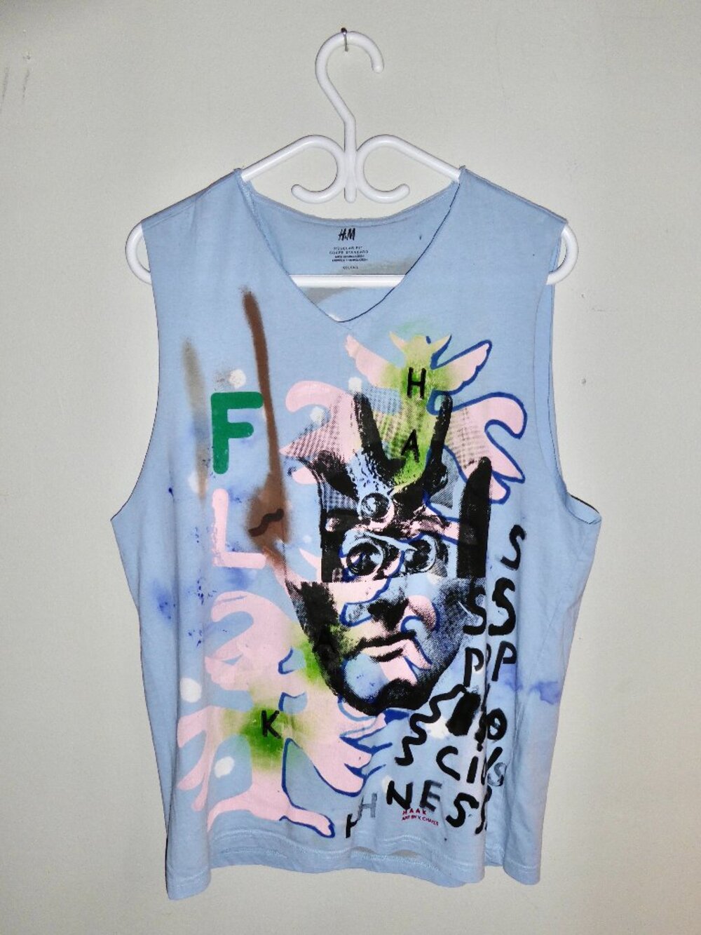 Sleeveless graphic Tee